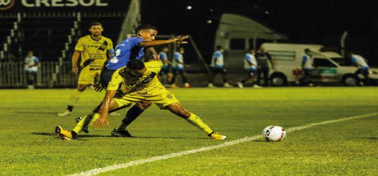 ESPORTES: Clubes do futuro, Cascavel e Azuriz fazem duelo entre destaques do presente.