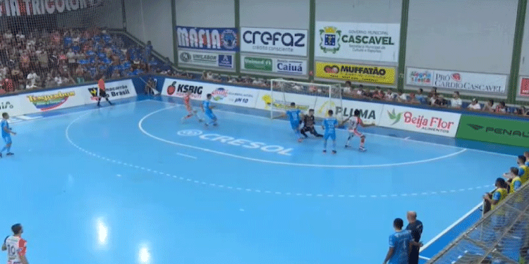 ESPORTES: Com grande público, Cascavel Futsal vence mais uma e segue invicto na temporada.