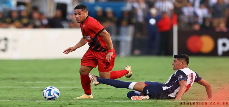 ESPORTES: Com um a menos, Athletico-PR empata sem gols com o Alianza Lima na estreia da Libertadores.