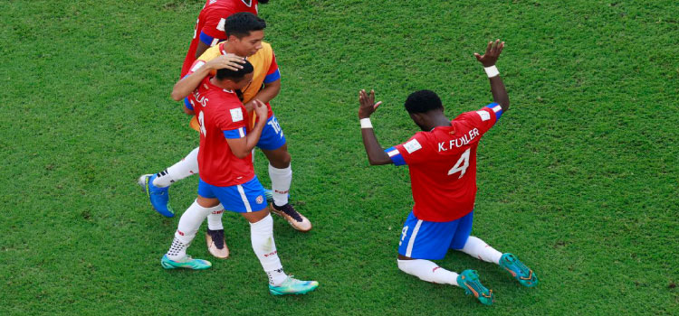 ESPORTES: Costa Rica segura pressão, vence Japão e renasce na Copa do Catar.