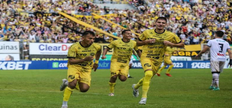 ESPORTES: Definida a data e horário da primeira partida entre Cascavel e Athlético.