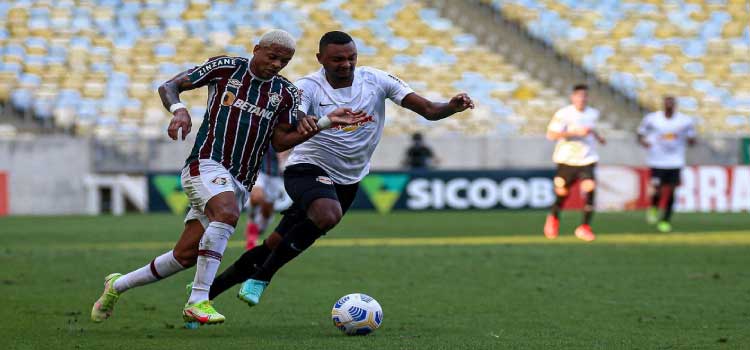 ESPORTES: Em ascensão, Fluminense e Bragantino medem forças no Brasileiro.