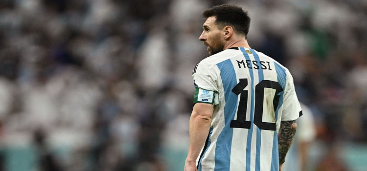 ESPORTES: Encontro entre Messi e Lewandowski é o destaque da Copa nesta quarta.