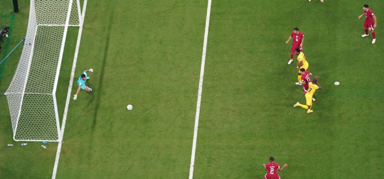 ESPORTES: Equador vence Catar na abertura da Copa do Mundo de 2022.