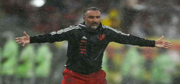 ESPORTES: Flamengo anuncia demissão do técnico português Vítor Pereira.