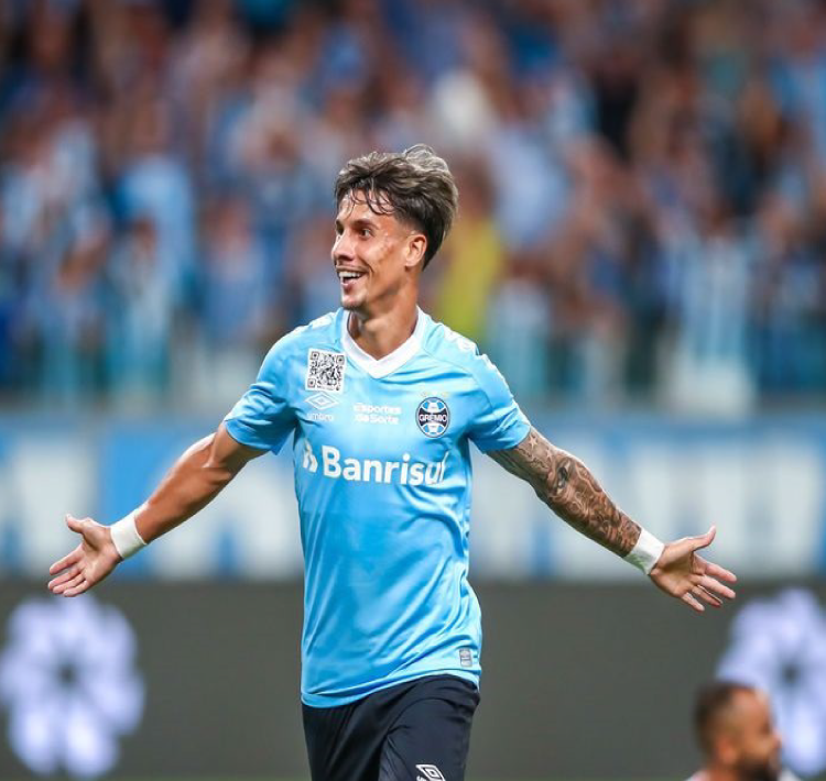Grêmio vence Ferroviário e segue para 3ª fase da Copa do Brasil.