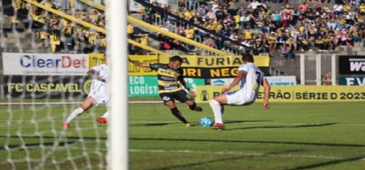 ESPORTES: Ingressos para Cascavel x Ferroviária (SP) pelo Brasileirão Série D estão à venda.