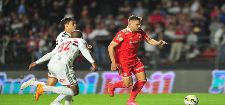ESPORTES: Inter derrota São Paulo e fica perto de garantir vice-campeonato.