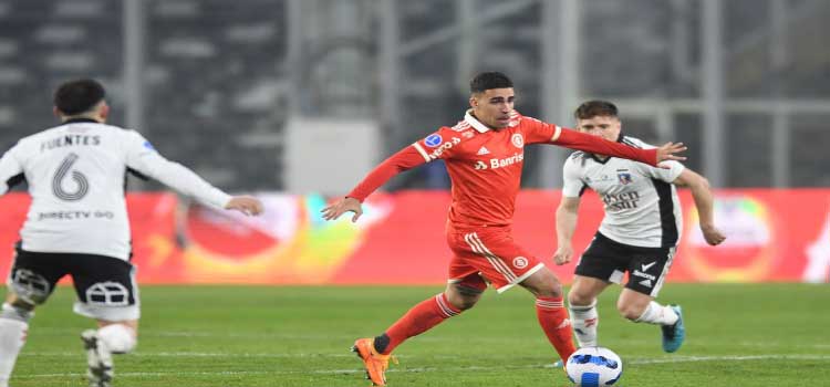 ESPORTES: Internacional perde para Colo-Colo e se complica na Sul-Americana.