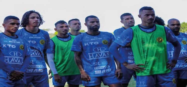 ESPORTES: Invicto e líder do grupo, Cascavel enfrenta o Azuriz, neste domingo.