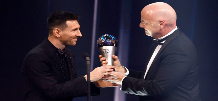 ESPORTES: Messi é eleito o melhor jogador de futebol do mundo pela Fifa.