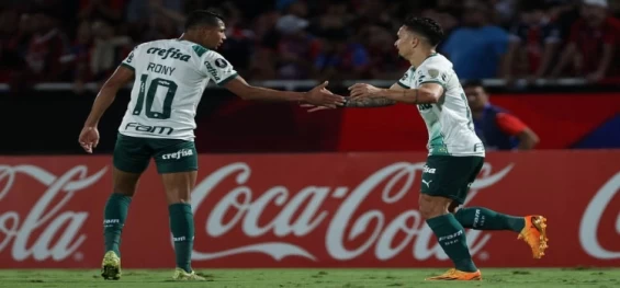 ESPORTES: Palmeiras bate Cerro e fica perto das oitavas da Libertadores.