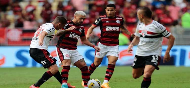 ESPORTES: Sob jejum de vitórias no Brasileiro, São Paulo encara Flamengo em casa.