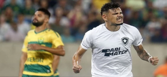 ESPORTES: Tiquinho decide e Botafogo vence para ampliar vantagem no Brasileiro.