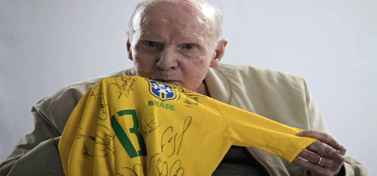 ESPORTES: Zagallo passa bem após internação devido à infecção respiratória.