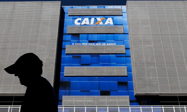 BC informa que teto para rotativo vale a partir desta quarta-feira