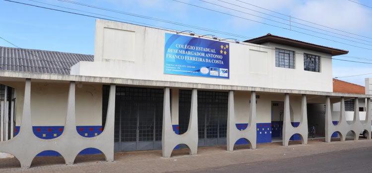 GUARANIAÇU: Alunos promovem rifa em prol de Formatura da Turma.