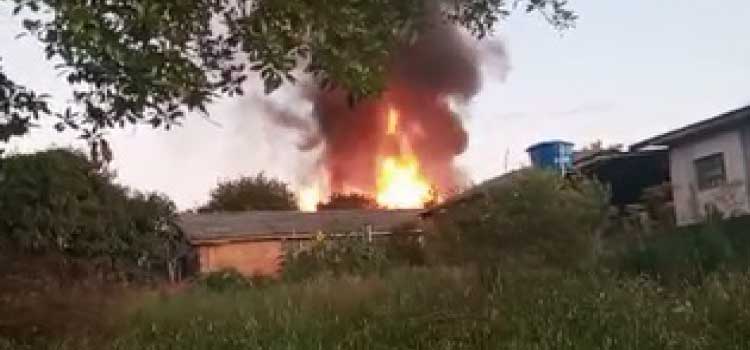 GUARANIAÇU: Casa é destruída por incêndio.
