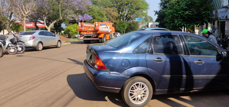 GUARANIAÇU: Defesa Civil é acionada para conter princípio de incêndio em veículo.