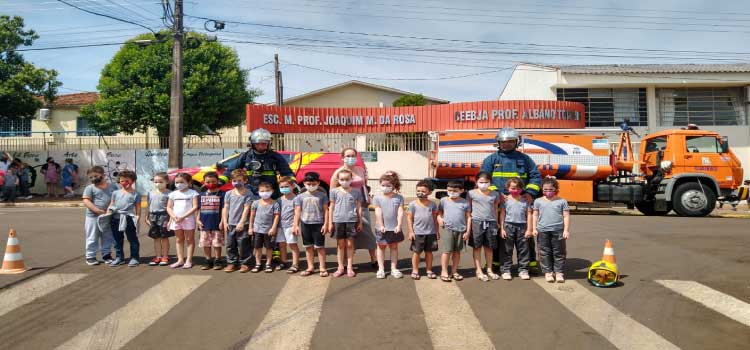 GUARANIAÇU: Defesa Civil realiza treinamento com alunos da rede municipal de ensino.