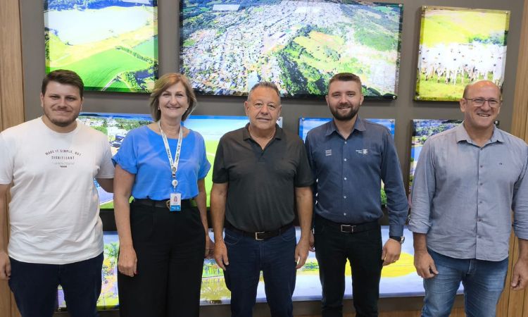 GUARANIAÇU: Governo Municipal e SENAI debatem novos cursos profissionalizantes