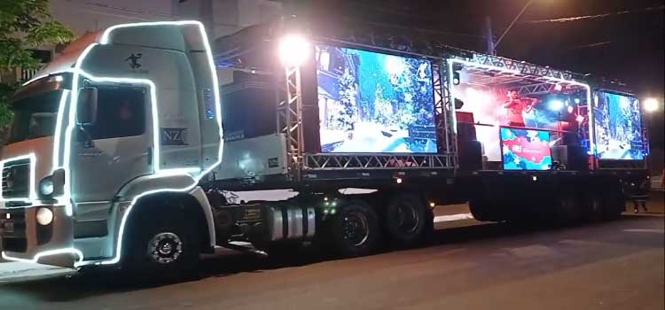 GUARANIAÇU: Milhares de pessoas prestigiam a abertura da Campanha Natal Luz