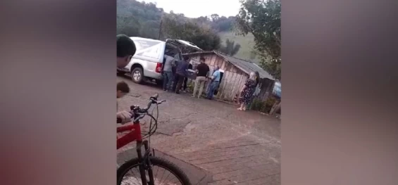 GUARANIAÇU: Mulher de 54 anos é encontrada em óbito em sua residência, no bairro Vila Nova.