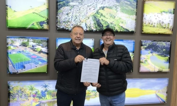 GUARANIAÇU: Município autoriza construção de muro de arrimo no acesso ao Bairro Paris