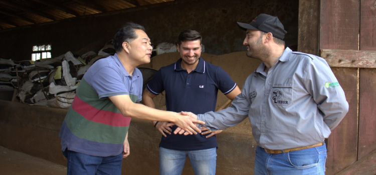 GUARANIAÇU: Município recebe a visita do Presidente da LS Tractor Brasil responsável por toda a operação na América Latina.