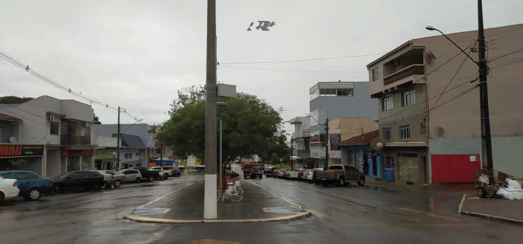 GUARANIAÇU: Quarta-feira com chuva de intensidade fraca a moderada.