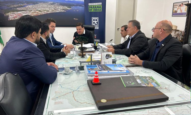 Guaraniaçu recebe recursos para renovação da frota da Saúde