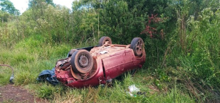 GUARAPUAVA: Homem morre após batida entre caminhão e dois carros na BR-277.