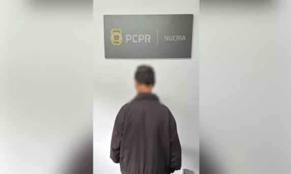 Homem de 57 anos é preso por armazenar conteúdos pornográficos de adolescentes em Cascavel.