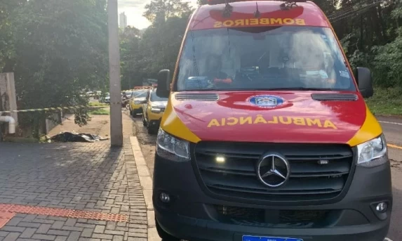 Homem é agredido até a morte na rua Manaus em Cascavel.