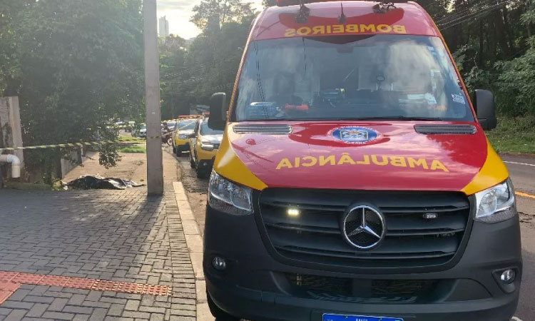 Homem é agredido até a morte na rua Manaus em Cascavel.