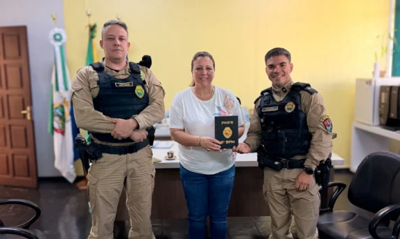 Ibema: Prefeita do município recebe representantes da Polícia Militar para tratar de segurança pública