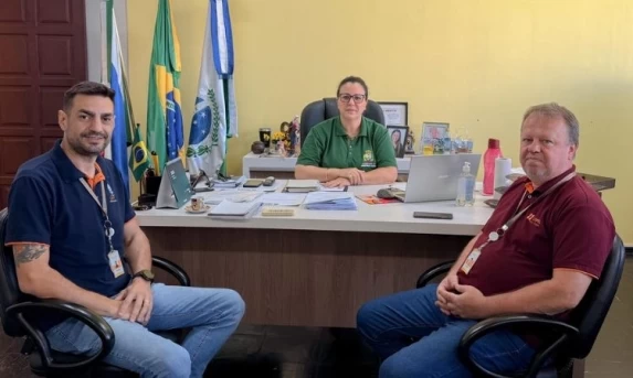 IBEMA: Reunião com a Copel é realizada a pedido da prefeita para tratar das frequentes quedas de energia em Ibema