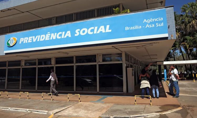 IDADE MÍNIMA E PONTUAÇÃO PARA SE APOSENTAR ESTÃO MAIS RÍGIDAS A PARTIR DE AGORA