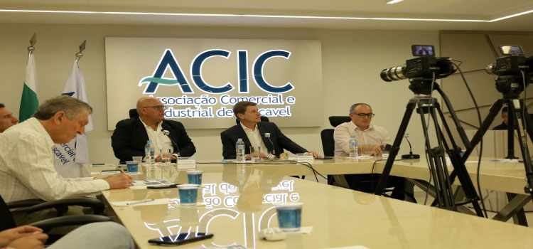 INFRAESTRUTURA E LOGÍSTICA: Empresários do Oeste ressaltam impacto da nova ferrovia para a economia da região.