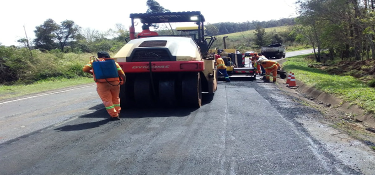 INFRAESTRUTURA: Estado assina contratos de R$ 60 milhões para conservação de 24 rodovias no Oeste.