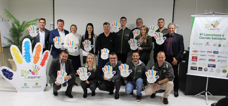Inscrições para a 5ª Caminhada Solidária do Dia C do Sicredi e Coasul podem ser feitas até sábado, dia 1º de julho, no local do evento.