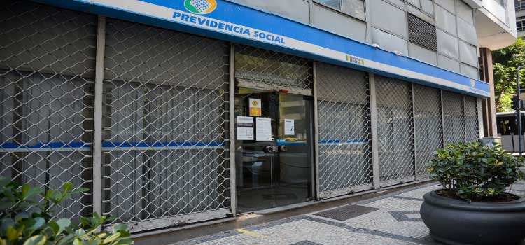 INSS começa a pagar aposentadorias e pensões de julho.