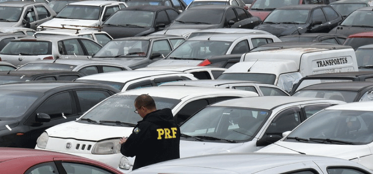 Leilão de veículos é realizado na região de Cascavel, Foz do Iguaçu e Guaíra.