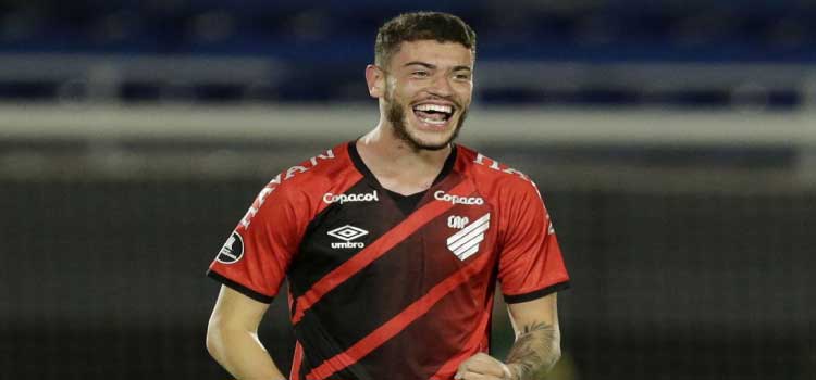 LIBERTADORES: Athletico-PR arranca empate com Libertad e avança.