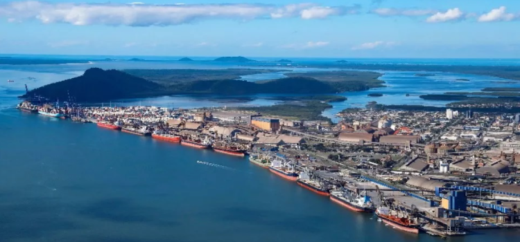 Licença de aprofundamento do canal do Porto de Paranaguá deve ser suspensa.