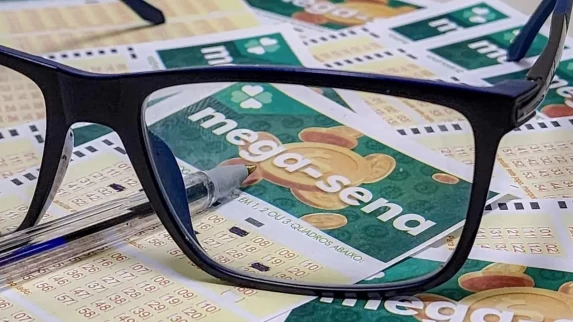MEGA-SENA PODE PAGAR R$ 3,5 MILHÕES NESTA TERÇA-FEIRA