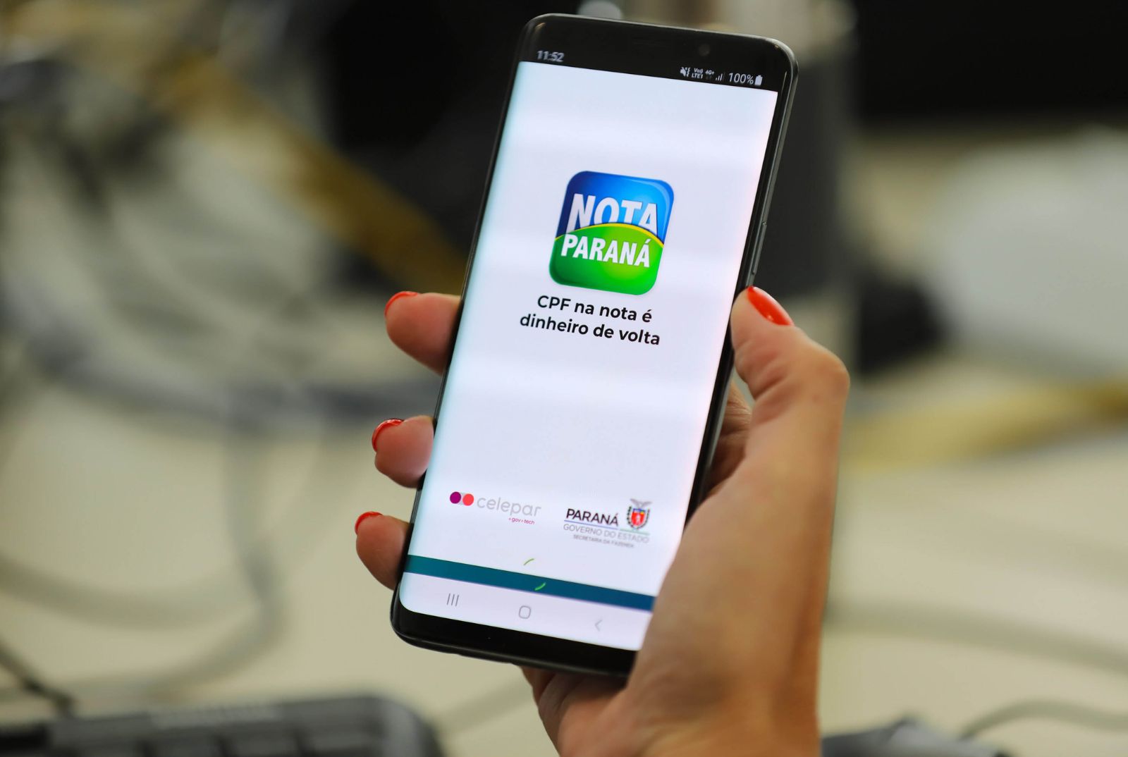 Moradora de Curitiba Leva R$ 50 Mil no Nota Paraná com Apenas Uma Nota Fiscal