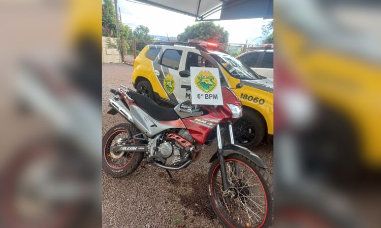Moto Furtada em Quedas do Iguaçu é Recuperada pela Polícia Militar em Área de Mata