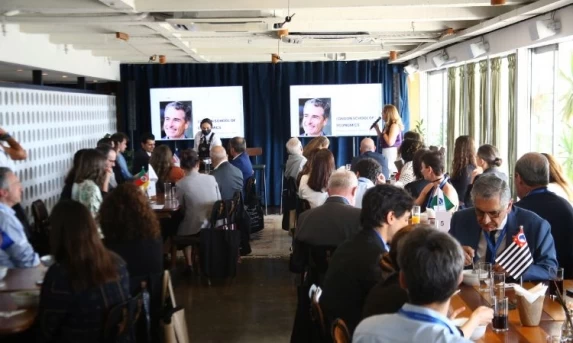 Paraná articula parceria para estudantes fazerem pós-graduação no Exterior