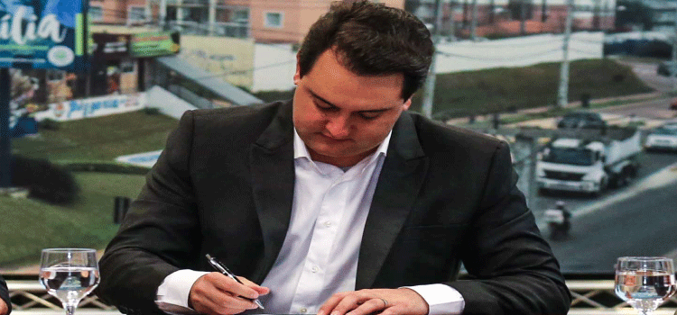 PARANÁ: Governador anuncia secretário do Trabalho e diretores do Detran, Celepar, Amep e Portos.